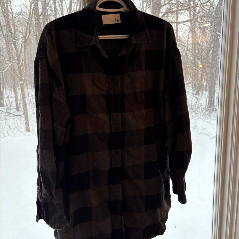 Wilfred Black and Gray Checkered Shirt